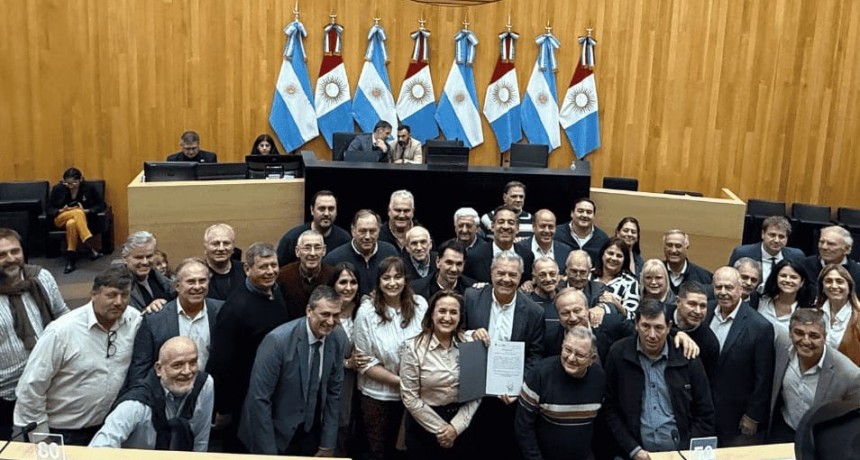 Se aprob� la nueva ley de caminos rurales